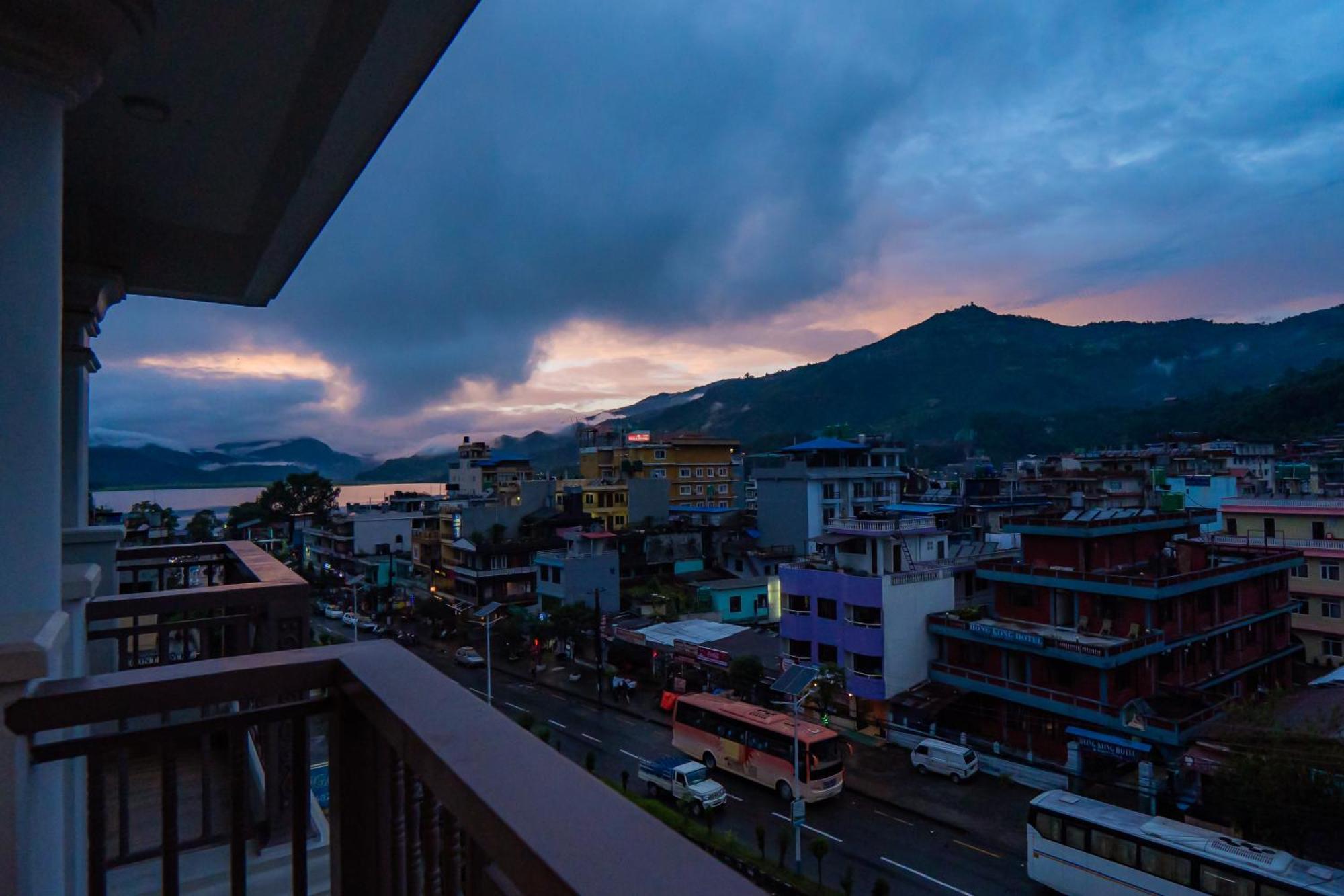 Hotel Fewa Trip Pokhara Exterior foto