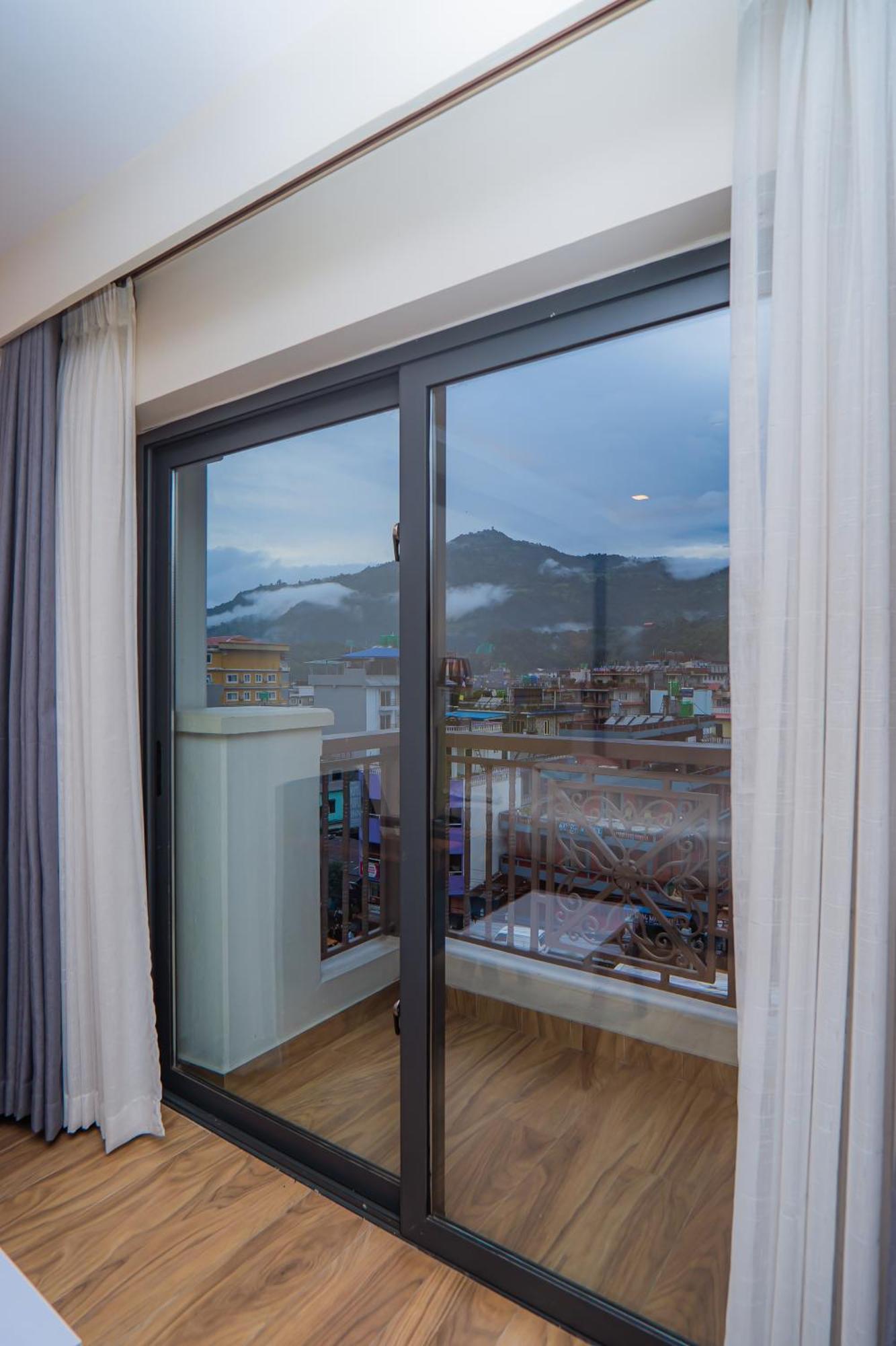 Hotel Fewa Trip Pokhara Exterior foto